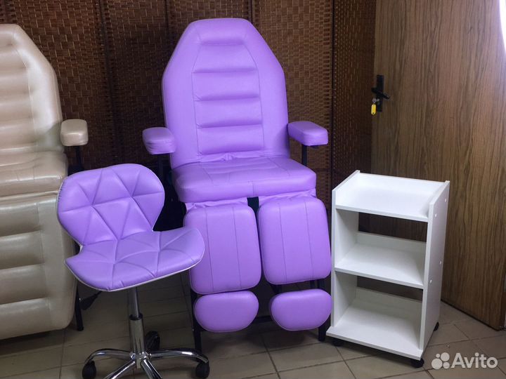 Педикюрная кушетка кресло клиента