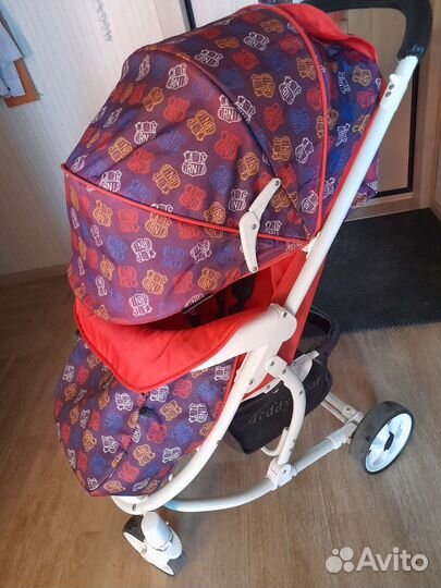 Прогулочная коляска