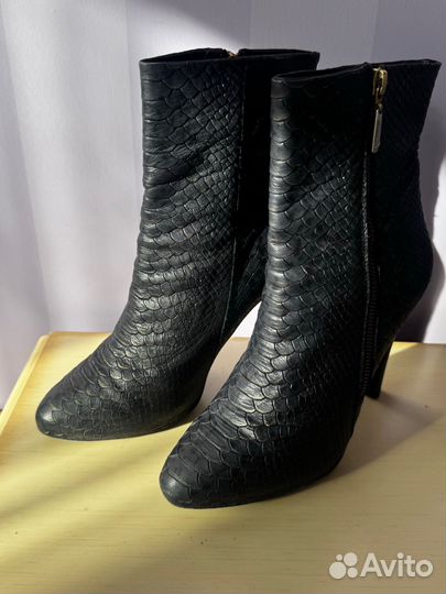 Женские ботильоны