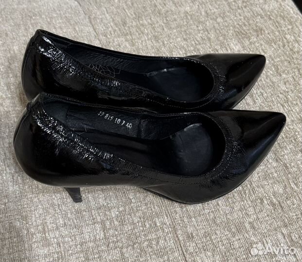 Туфли женские 40 размер лодочки черные