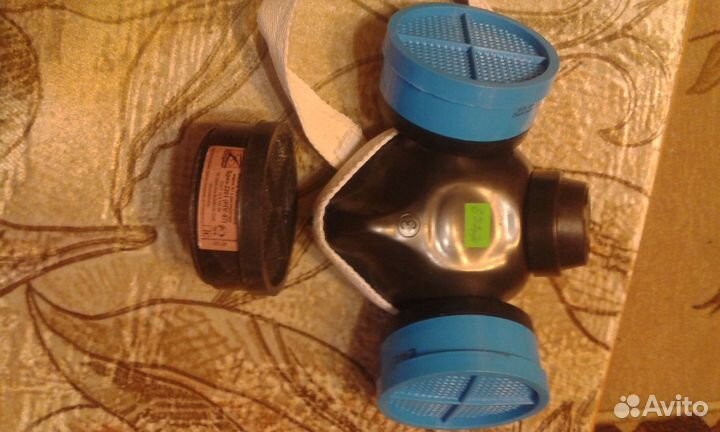 Респиратор с фильтрами. рпг 