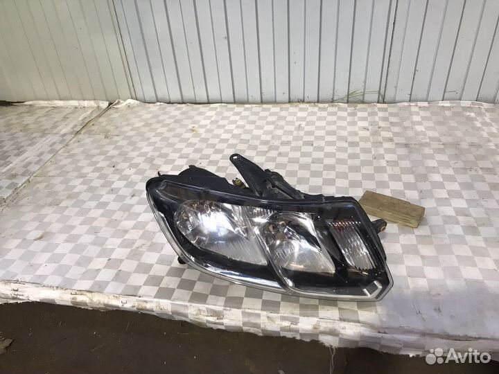 Фара передняя правая LADA Largus рест арт414