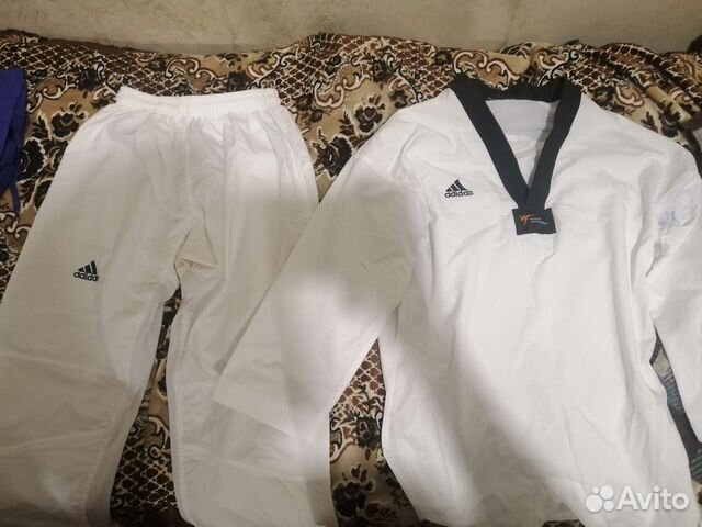 Форма для тхэквондо Adidas