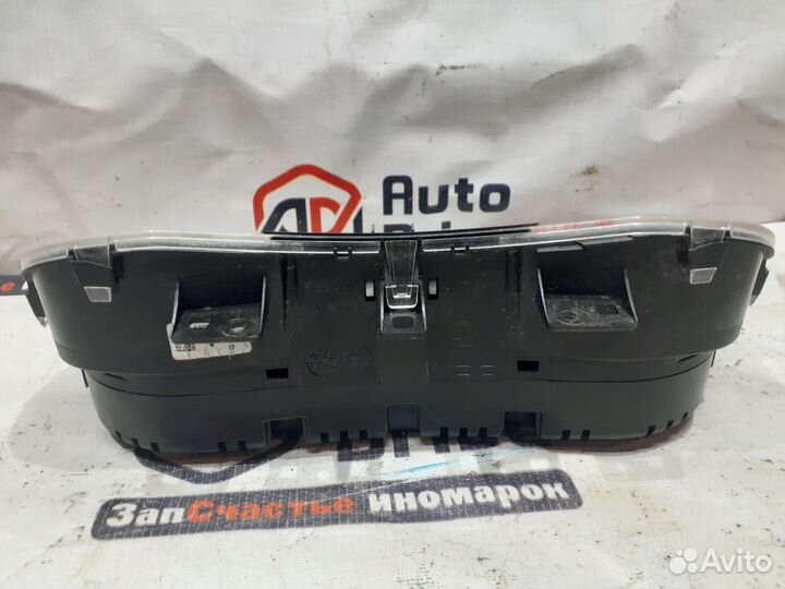 Skoda Fabia 2 1.2 МКПП панель приборов