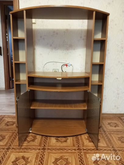 Стойка для телевизора и музыкального центра