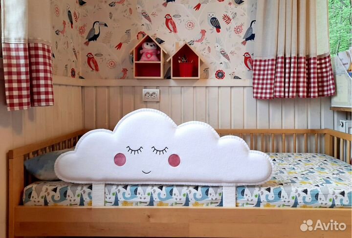 Защитный бортик для кровати облачко