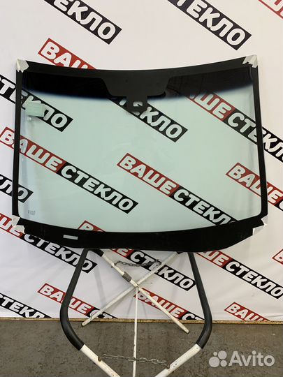 Лобовое стекло Mazda CX-9 Установка 1ч