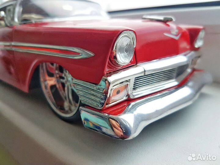 Модель Chevrolet Belaire 1956 DUB city 1:18