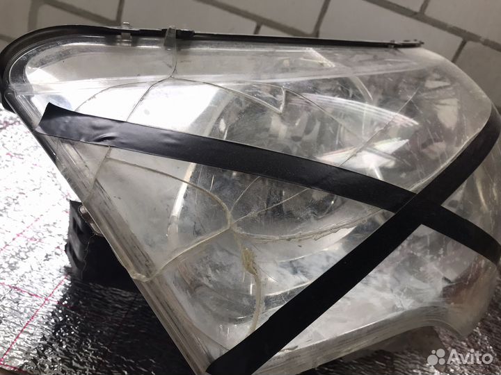 Фары Ситроен С4 Б7 битые