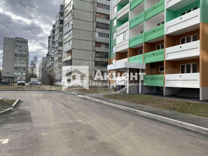 3-к. квартира, 81,6 м², 12/17 эт.