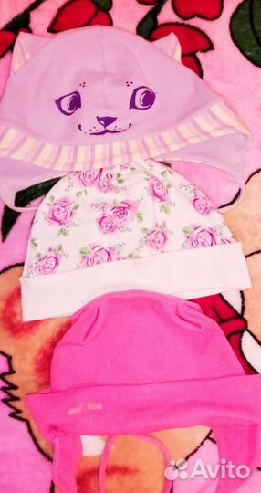 Шапки на каждый день, зимние, весенние и носки