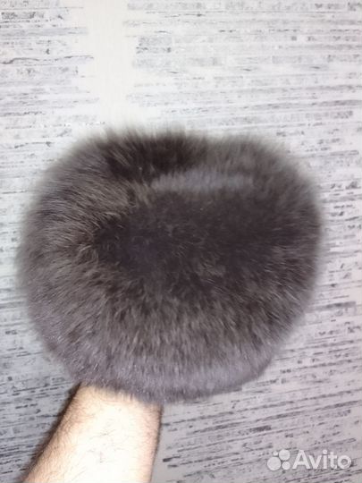 Женская меховая шапка