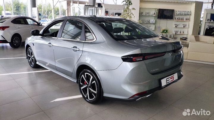 Kaiyi E5 1.5 CVT, 2023