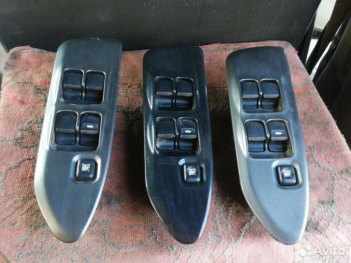 Блок стеклоподъемников Митсубиси Лансер 9,10