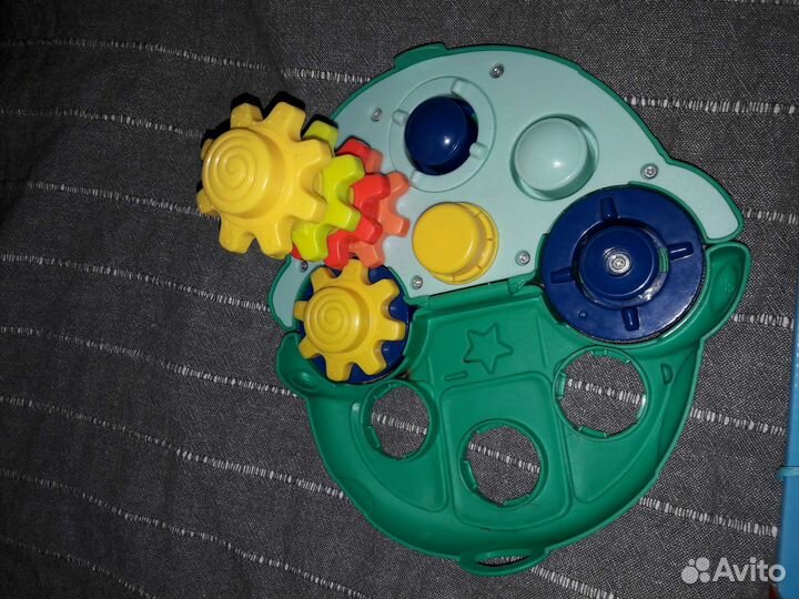 Развивающие игрушки для малышей