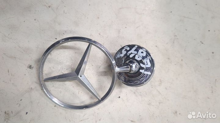 Эмблема Mercedes E W211, 2006