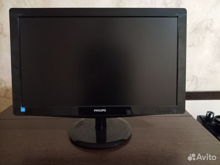 Монитор Philips 226V3L