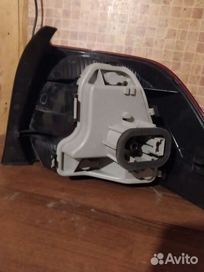 Фонарь левая Фольксваген поло 10-15 до рест