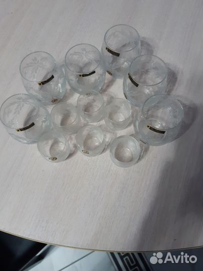 Стаканы и вазы. Хрусталь, стекло, набор тарелок