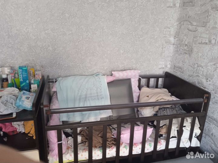 Детская кроватка маятник