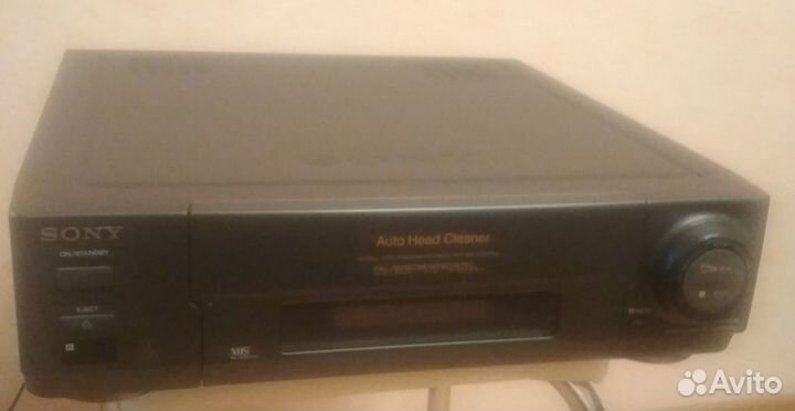 Видеомагнитофон Sony