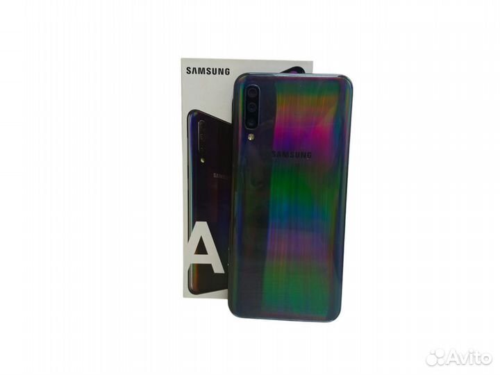 Samsung Galaxy A50, 4/64 ГБ