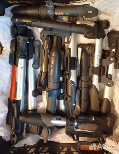 Замки, насосы, фонари