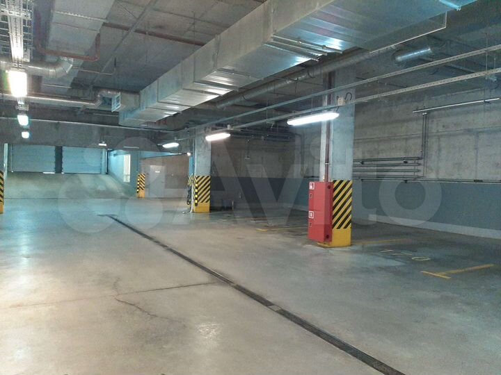 Машиноместо, 13 м²