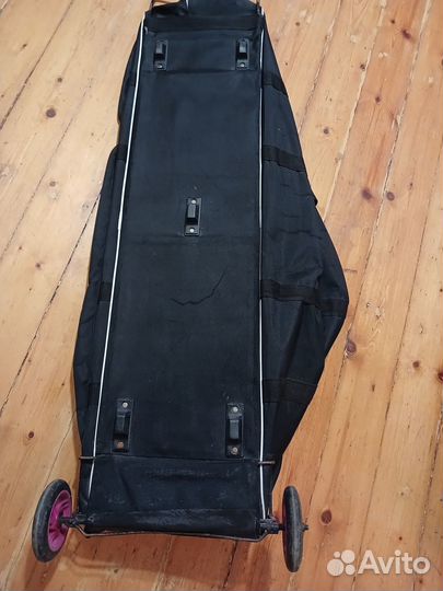 Спортивная сумка на колесах