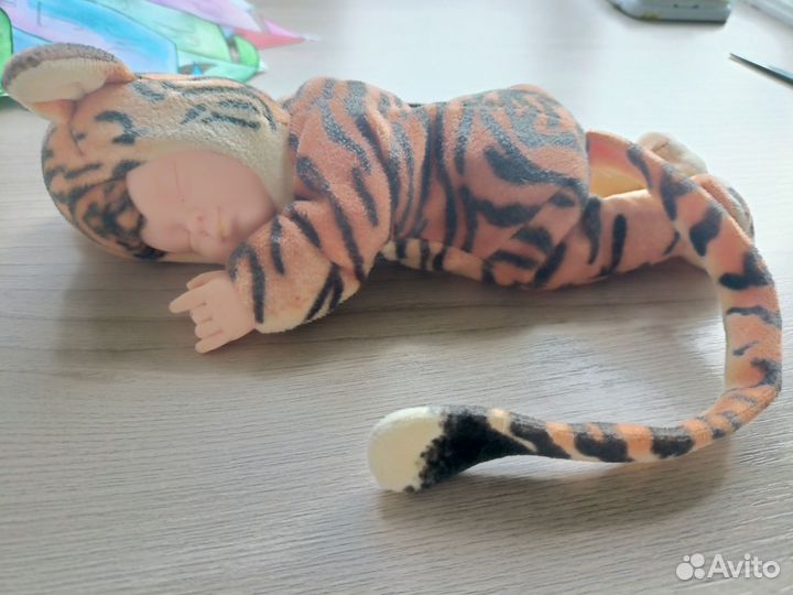 Игрушка тигренок