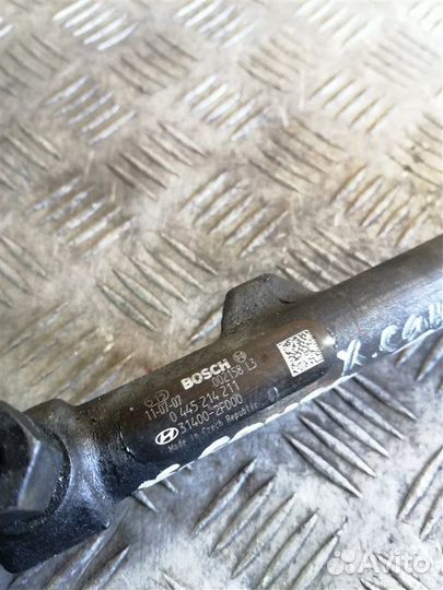 Топливная рампа Hyundai Santa Fe CM D4HB 2011