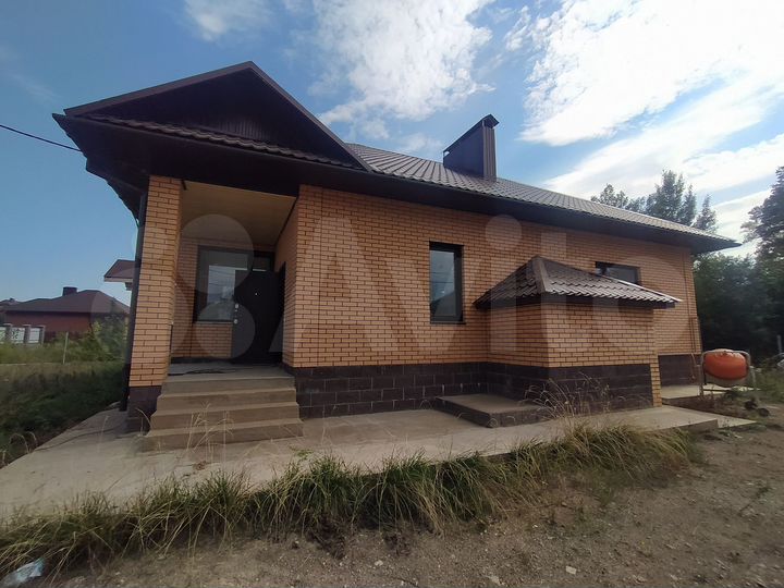 Дом 224,8 м² на участке 8 сот.