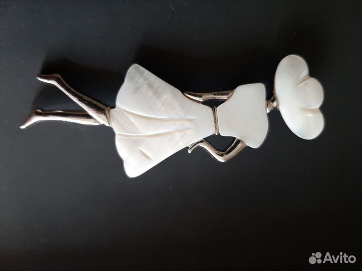 Брошь перламутр