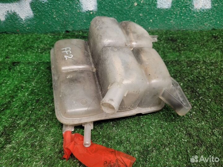 Бачок расширительный на Ford Focus 2