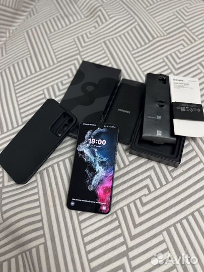 Samsung Galaxy S22+, 8/128 ГБ