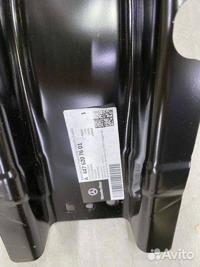 Балка поперечная Mercedes W447