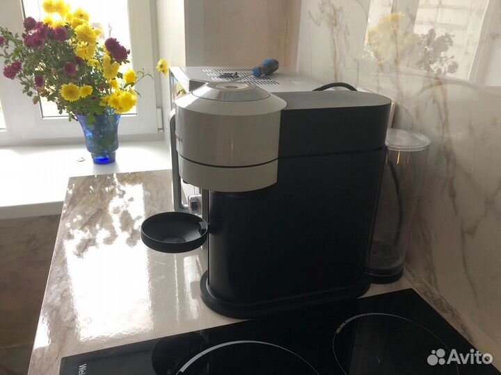 Кофеварка капсульная nespresso
