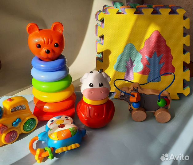 Развивающие игрушки пакетом