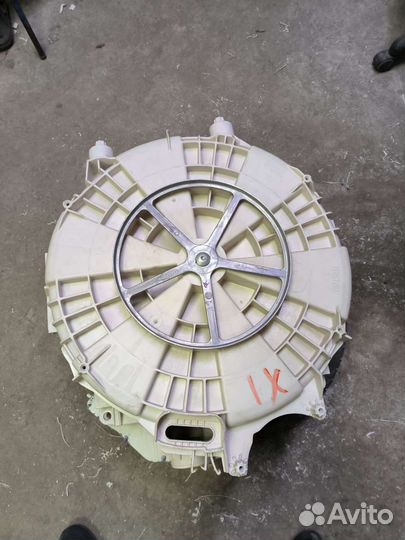 Бак стиральной машины индезит