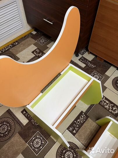 Детский стол и стул