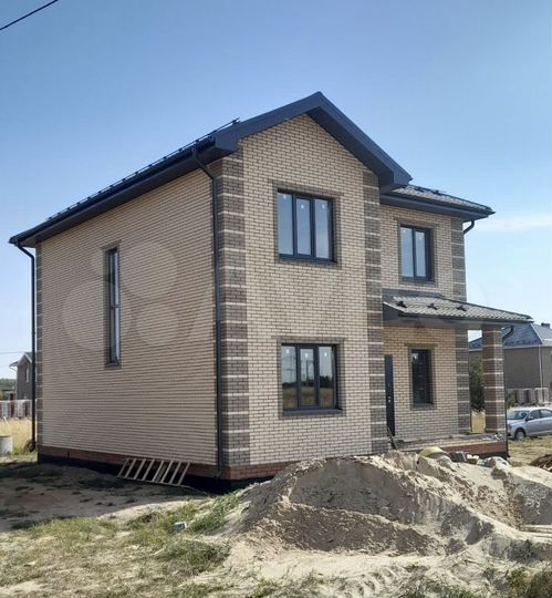 Коттедж 157 м² на участке 5 сот.