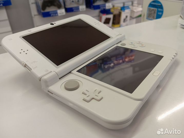 Прошитая New Nintendo 3DS XL Белая IPS экраны