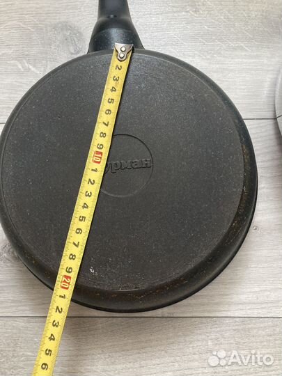 Сковороды и крышка