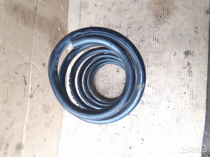 Пружина передняя Шевроле Ланос