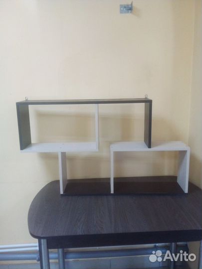 Полочка настенная