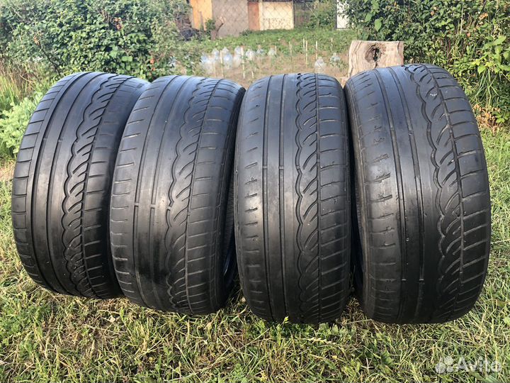 Dunlop SP Sport 01 235/50 R18 и 255/45 R18 97V