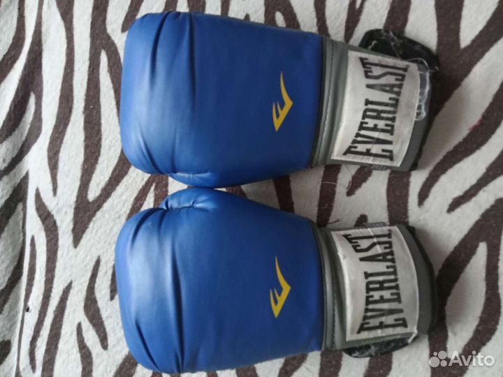 Боксерские перчатки детские