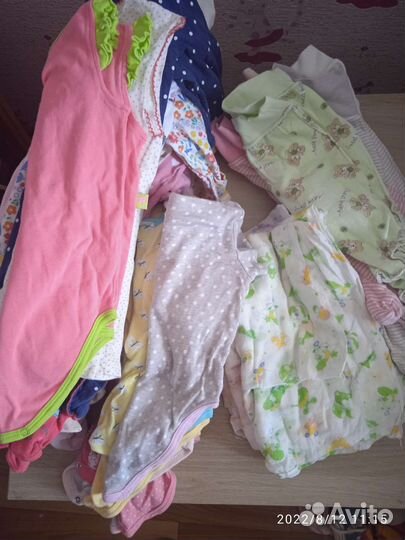 Вещи для девочки от 0до 1года