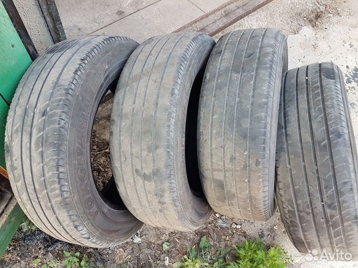 Yokohama A008 225/65 R17