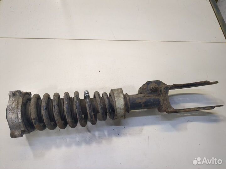 Амортизатор подвески Volkswagen Touareg, 2008